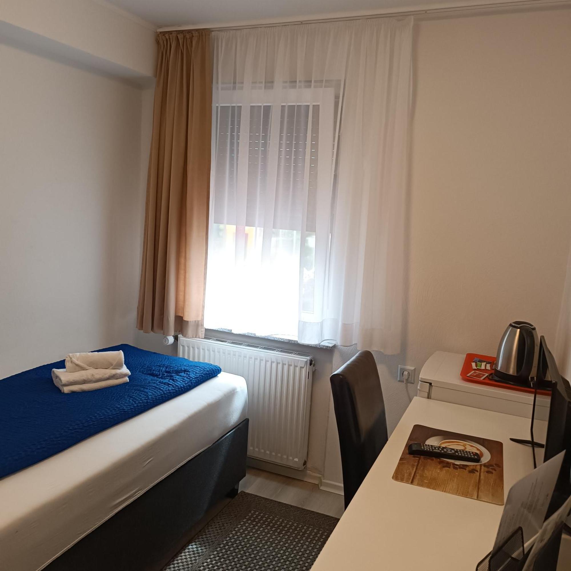 Hotel Hasselberg Καϊζερσλάουτερν Εξωτερικό φωτογραφία
