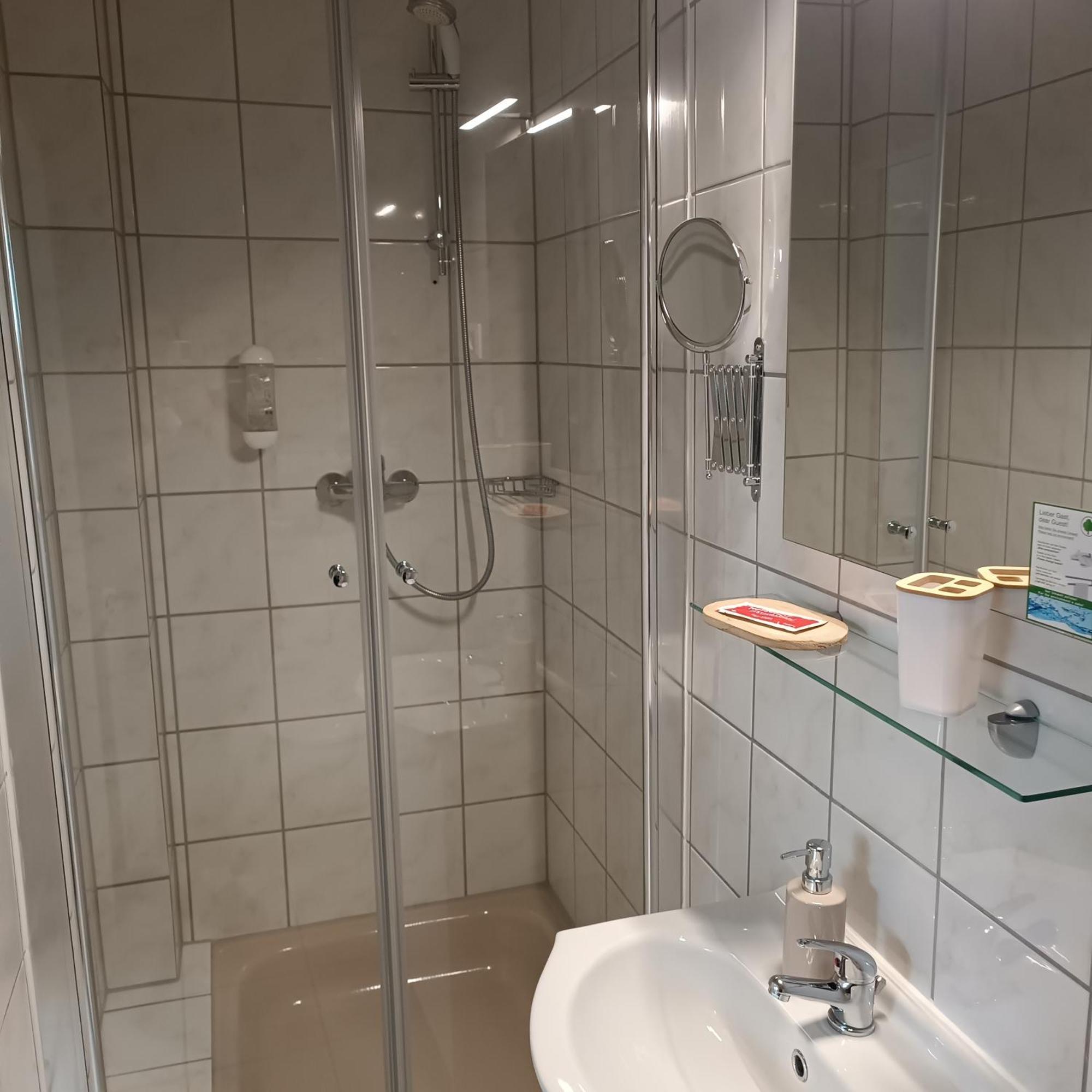 Hotel Hasselberg Καϊζερσλάουτερν Εξωτερικό φωτογραφία
