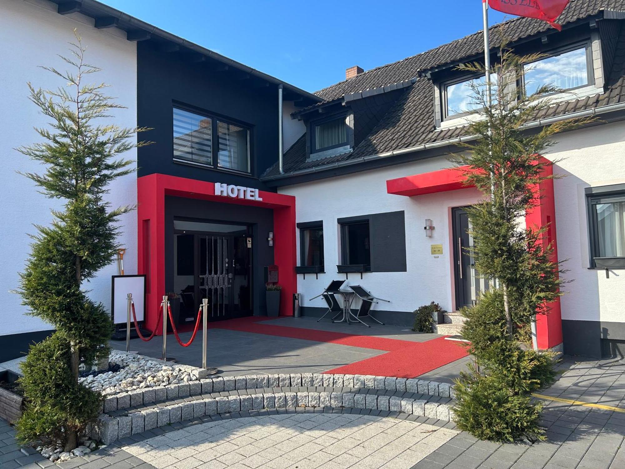 Hotel Hasselberg Καϊζερσλάουτερν Εξωτερικό φωτογραφία